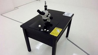 Японец прави версия на Pac-Man… която се играе с микроскоп