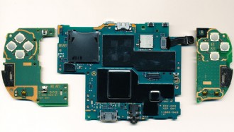 Интересно: Изработката на всяка PS Vita струва 239 лева