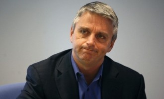 Шефът на EA подаде оставка