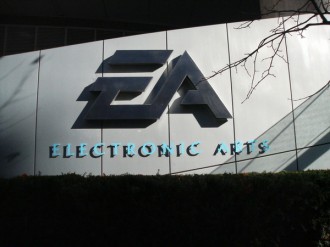 Акционери в EA против увеличени заплати на шефове