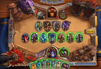 Hearthstone за Android таблети през 2014 година, за смартфони през 2015-та