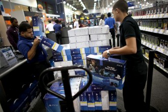 PlayStation 4 с над 25 милиона продажби