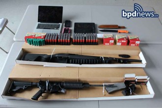 Геймъри отиват на турнир... с боен арсенал в багажника