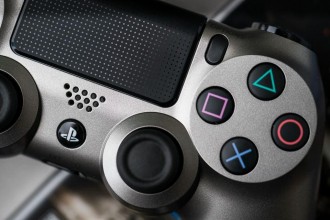 PlayStation 4 отново лидер по продажби в САЩ
