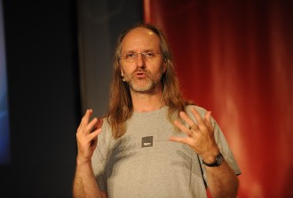 Ветеран в EA напуска компанията