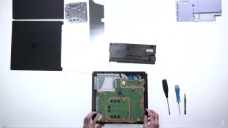 PlayStation 4 Pro – ето как изглежда на части